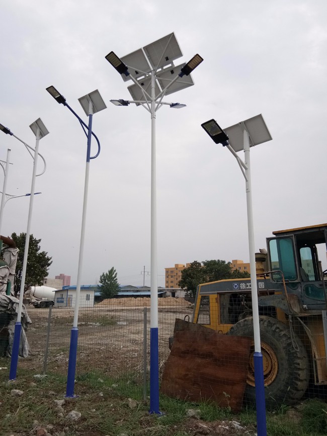 四头太阳能路灯|太阳能路灯-河南苏亚新能源科技有限公司